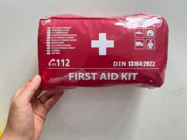 Strikt gecertificeerd volgens DIN 13164:2022 en CE MDR-normen. Geen douanerisico's